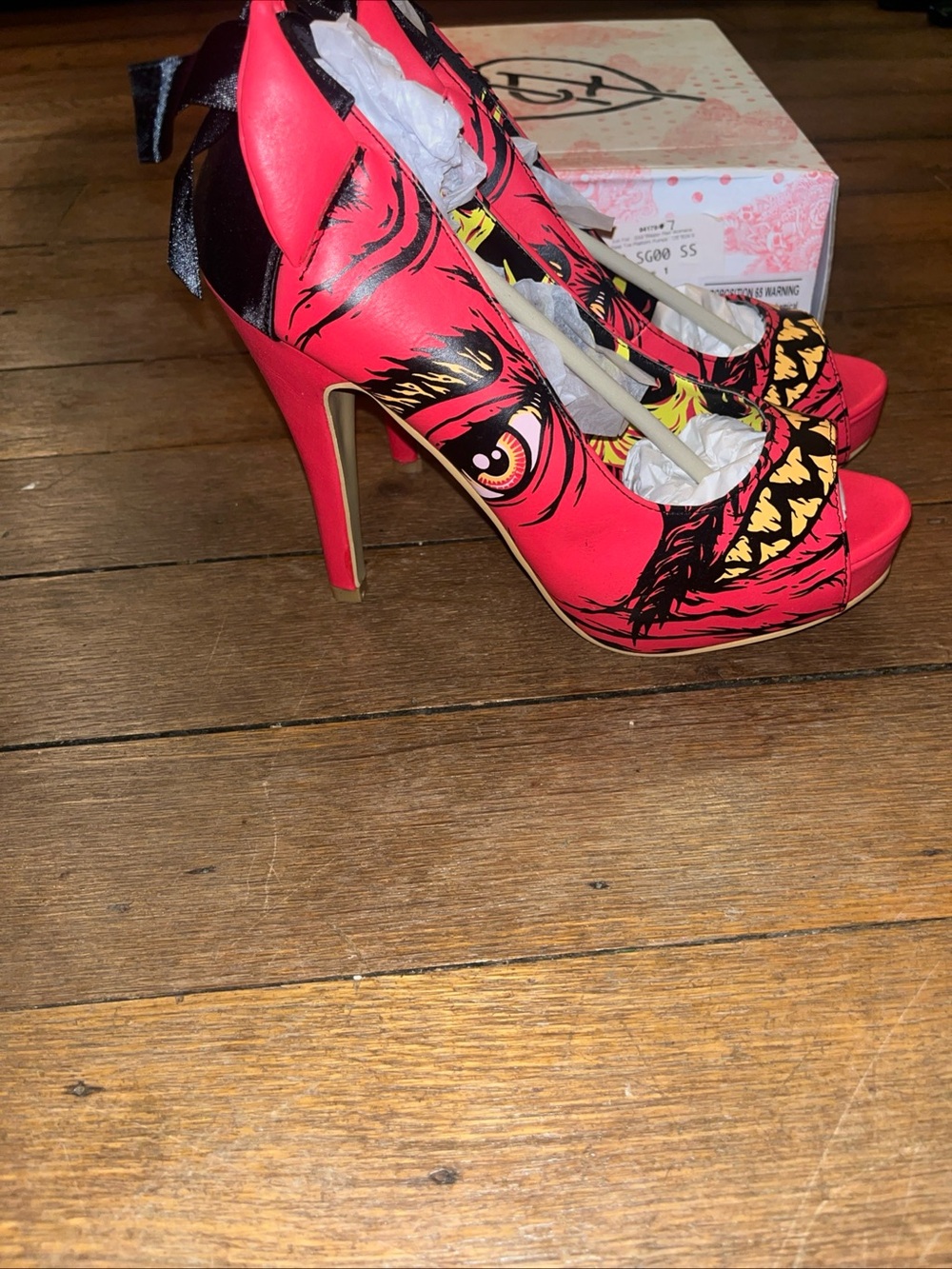 Iron Fist "Soul Stealer" Red & Black & Gold Peep Toe Platform Heels Sz 7 - Picture 3 of 11